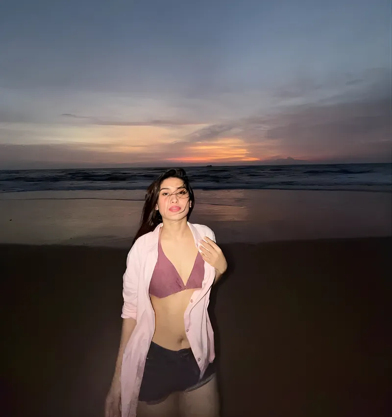 Akriti Negi Net Worth