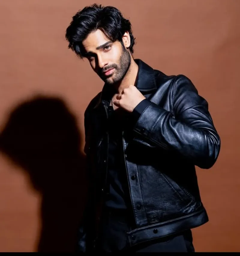 Aaman Devgan Social Media