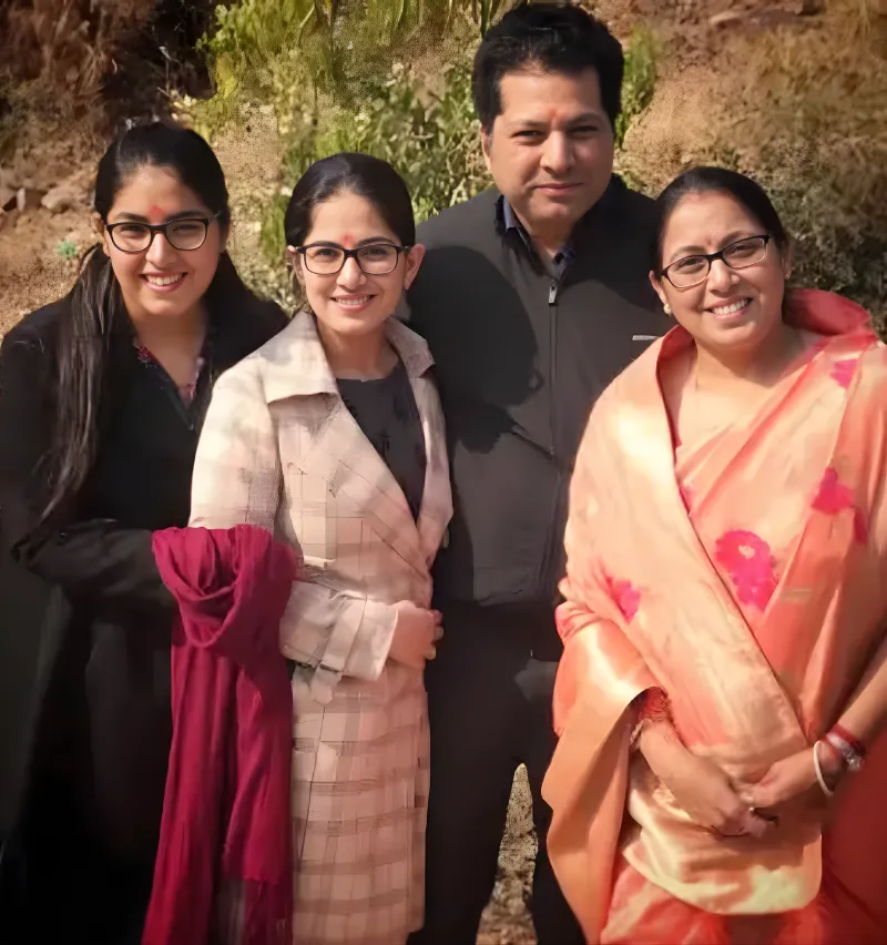 Jaya Kishori Parents and Siblings